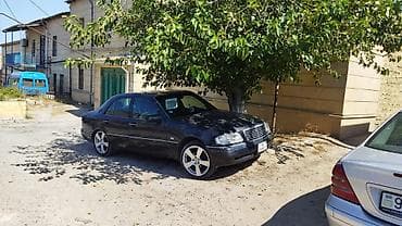 2107 teker: Mercedes diski, R18. *Ancaq Diskler satilir,tekerler yox! *Veziyyeti — 2