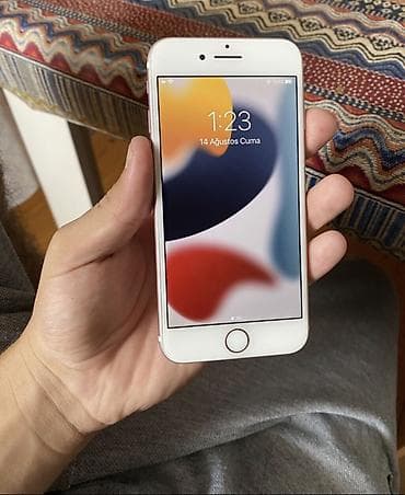 IPhone 7, 128 GB, Rose Gold, Barmaq izi