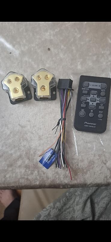 kia maqnitafon: Maqnitol, AUX — 1