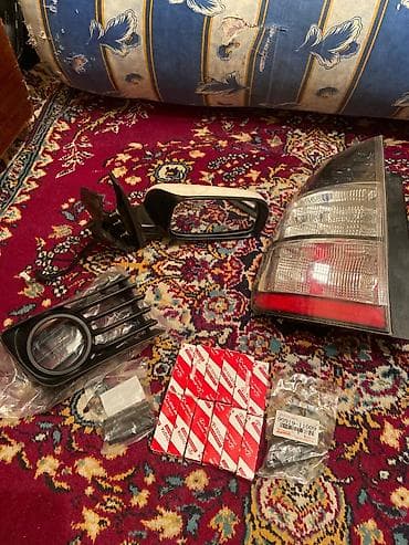 Другие автомобильные запчасти: Toyota üçün orijinal ehtiyat hissələri paketi Tərkib: - Toyota — 1