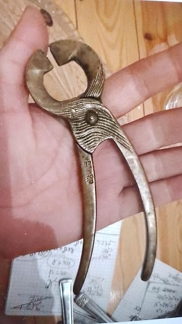 moydadir olculeri: Məhsul: Metal butulka/açar açacağı – qısqac tipli Təsvir: - Material — 1