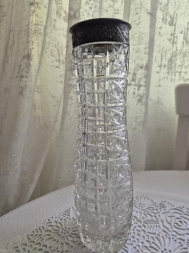 xrustal vaz: Bir vaza, Xrustal — 1