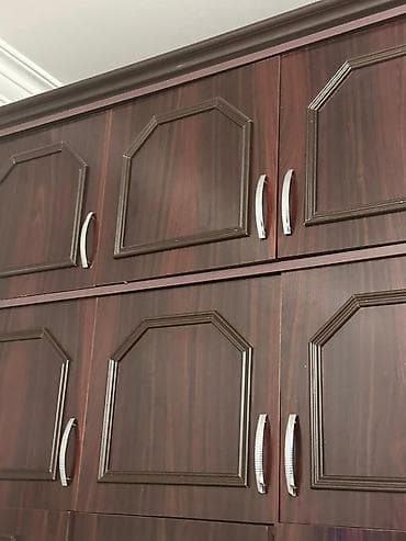 polka satilir: Qarderob dolabı – tünd qəhvəyi rəngində, çoxseksiyalı, güzgülü model — 4