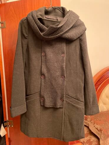 calvin klein euphoria qiymeti: Palto şarfı üzerinde,çıxarmaqda olur. Bir defe geyinilib. Baha alınıb — 2