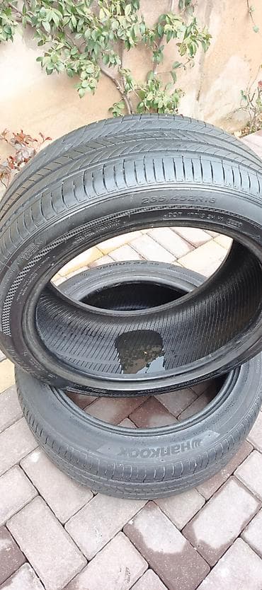 lider diskler: Şin Hankook 235 / 45 / R 18 — 3