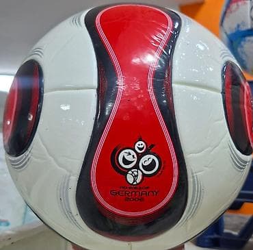 top setka: Futbol topları 25-35 azn Xüsusiyyətlər: - Brend/model: SELECT — 9