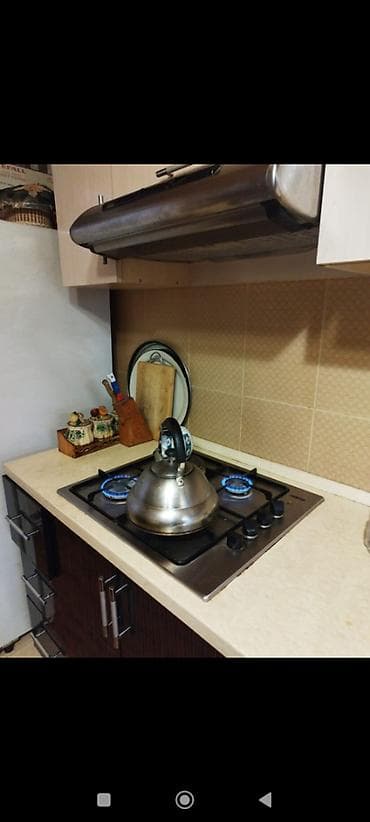 ev alqi satqi agentliyi: Xüsusiyyətlər: - Üst mərtəbə: çox geniş açıq planlı mansard otağı — 5