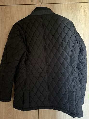 Toy paltarları və aksesuarları: Təzə kimidir, razmer uyğun gəlmədi deyə 2-3 dəfə geyinilib Qara rəngli — 4