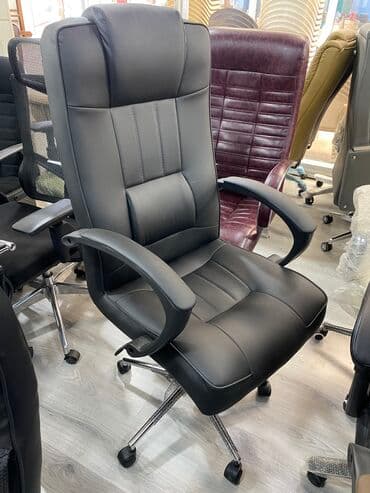 topdan saat: Yeni, Təkərli, Qolları tənzimlənir, Dəri — 15