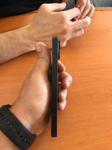 rəsmi 14 c: IPhone 14, 128 ГБ, Черный, Face ID — 4