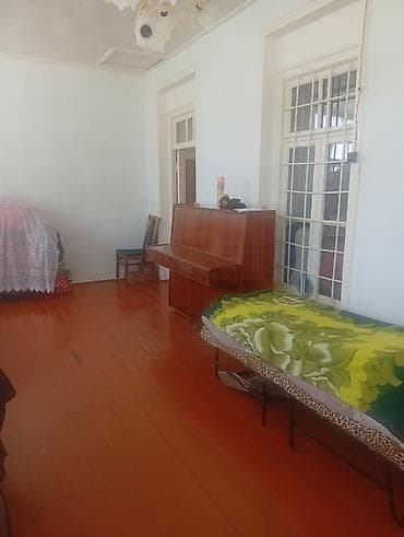 kirdit evi: Bağ evi – geniş həyət və təsərrüfat sahəsi - Həyətyanı sahə — 4