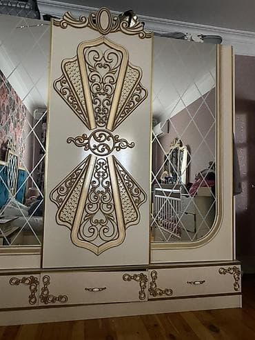 vitrin dolab: 3 qapılı, Güzgülü, Bej, Digər material, Kupe, Düz dolab — 3