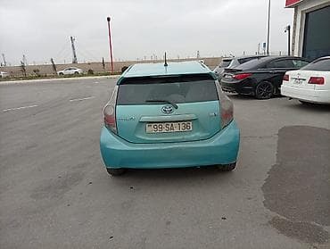 lada masin: Toyota Prius: 1.5 l | 2012 il Hetçbek — 6