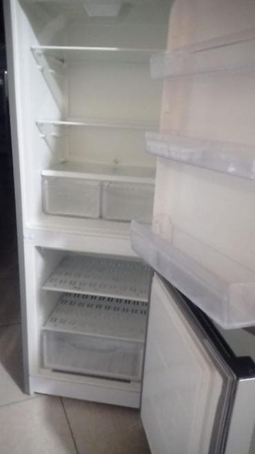 2 qapılı Indesit Soyuducu Satılır, rəng - Boz — 2
