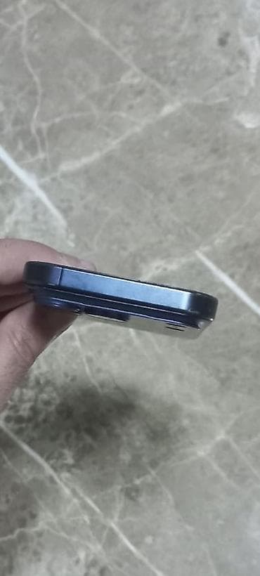 i̇pona: IPhone 15 Pro, 256 GB, Mavi, Face ID — 5