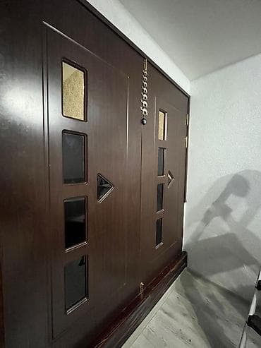 Bərkidici məhsullar: İkiyarpaq taxta giriş qapısı - Material: tünd rəngli ağac/laminat — 1