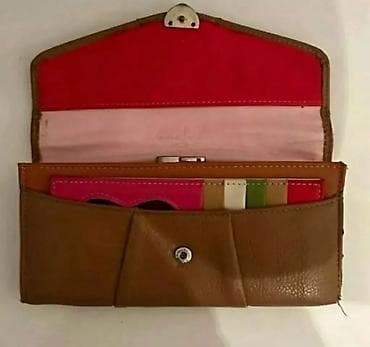 məktəb canta: Qadın pulqabısı – ikiüzlü dizayn Xüsusiyyətlər: - Çevrilə bilən iki — 5