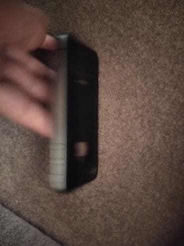 iphone plus: IPhone 4S, Qara — 7
