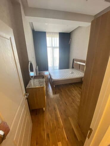 2 otaqlı mənzil vasitəçisiz: Elimlər metrosuna yaxin 17 mertebeli binanın 8-ci mərtəbəsində — 2