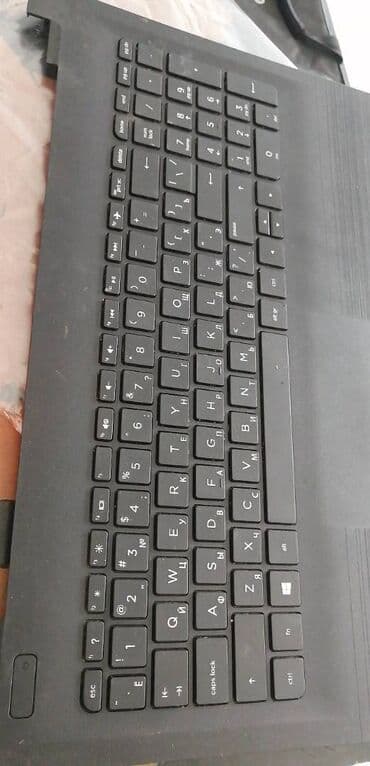 kompüterlər satış: Üst korpus. Top case. Üstdən çıxan model: HP 250 G4 / G5 — 1