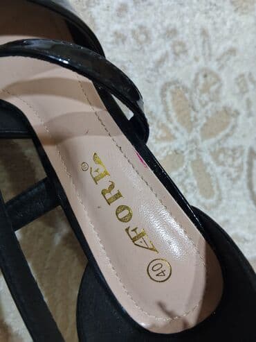 босоножки 27 размера: Размер: 40, цвет - Черный, Б/у — 4