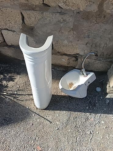 Keramik asma lavabo dəsti - Tərkib: kiçik ölçülü keramik lavabo