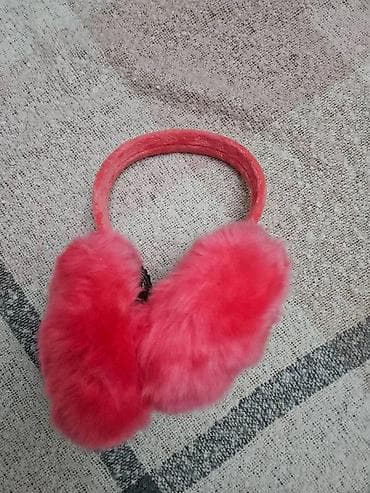 Eynəklər: Herbiri 5 AZN — 6