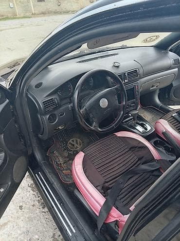 renge rover: Volkswagen Passat: 1.8 l | 2003 il Sedan — 9