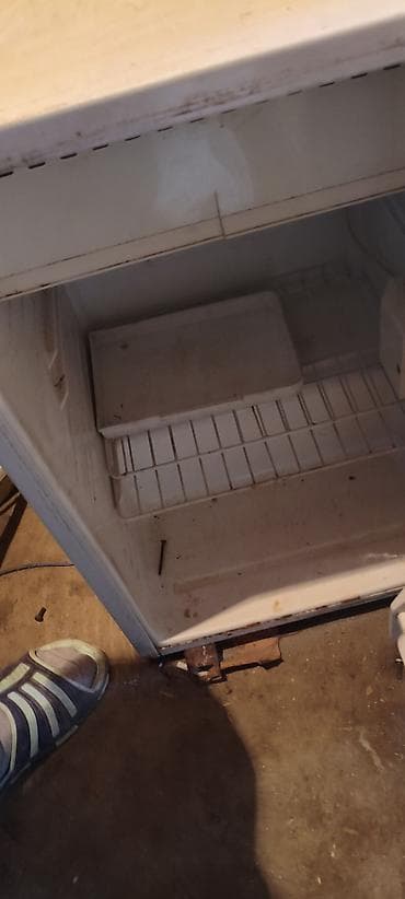 2 el xaladenik: Soyuducu tam işlək vəziyyətdədiristifadə olunmadığı üçün satılır — 3