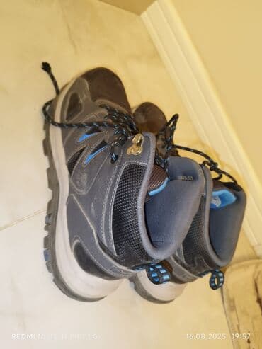 Ayaqqabılar: Kinetix X-Comfort texnologiyalı uniseks trekking botları. Bu botlar — 1