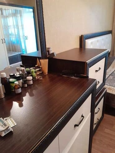 односпальная кровать: 2 односпальные кровати, Трюмо, Шкаф, 2 тумбы, Азербайджан, Б/у — 2