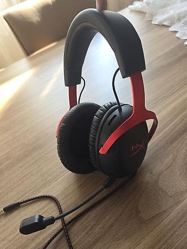 HyperX Cloud III Gaming qulaqlığı - Bağlantı: 3.5 mm TRRS (birbaşa