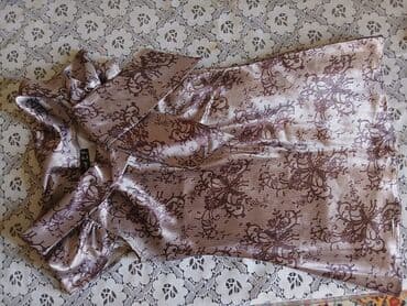 женские леопардовые лосины: Leopar printli, qara-ağ rənglərdə qadın bluzası. V formalı yaxa — 3