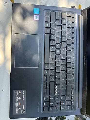 canta modelləri: ASUS VivoBook X1504VA-BQ590 noutbuk Texniki xüsusiyyətlər: - Ekran — 4