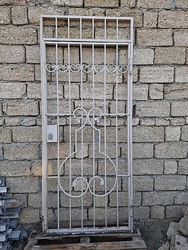 Dəmir barmaqlıq qapılar və pəncərə üçün barmaqlıq dəsti - Material