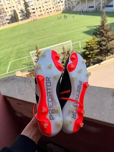 saat qulpu: Butslar Adidas, Ölçü: 44, Yeni — 2