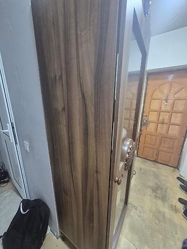 desmal: Mebel dəsti – güzgülü tualet masası və şkaf vitrin - Material: ağac — 4