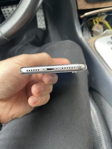 sure dispenser: IPhone X, Серебристый, Беспроводная зарядка — 4