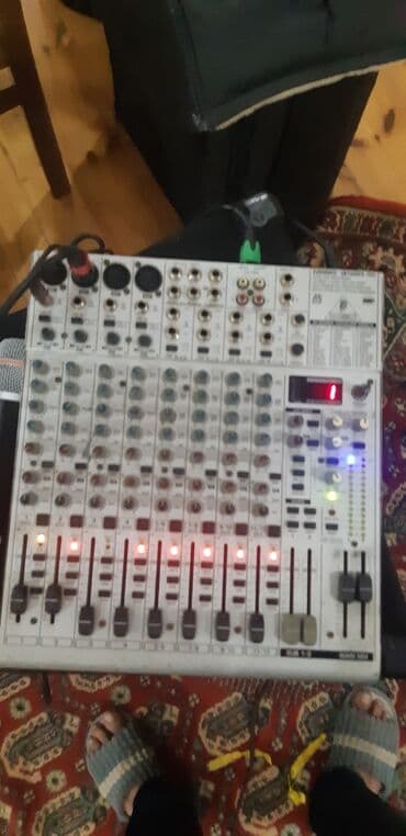 Mikşer ela veziyyetde heç bir problemi yoxdu tecili satılır