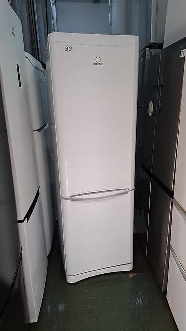 2 qapılı Indesit Soyuducu Satılır, rəng - Ağ