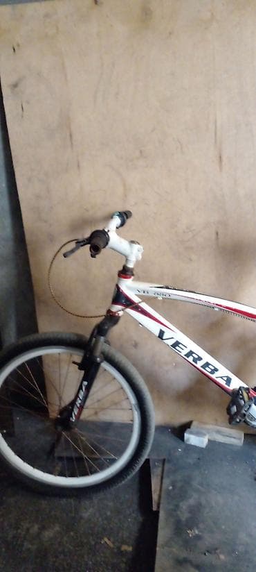 velosipedler 28: VERBA VR-380 dağ/şəhər velosipedi - Çərçivə: yüngül alaşımlı, ağ — 3