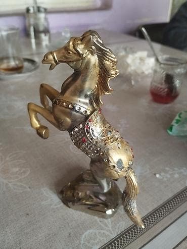 tema sekilleri: Fiqur, Metal, rəng - Qızılı — 4