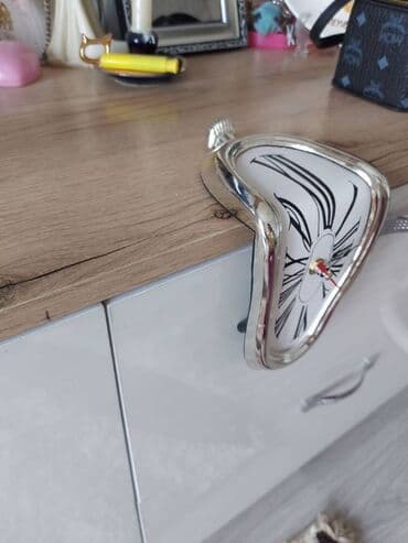 Ev saatları: Divar saatları — 3