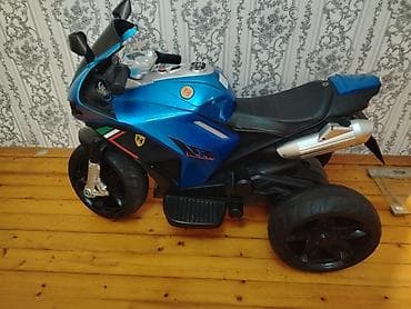 uşaqlar ucun tekerli krosovkalar: Uşaq üçün elektrikli üçtəkərli motosiklet - Rəng: mavi-qara, sport — 5