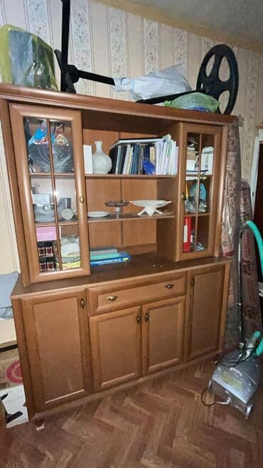 işlenmiş mebeller satilir: İşlənmiş, Servant, Kredit yoxdur, Almaniya — 1