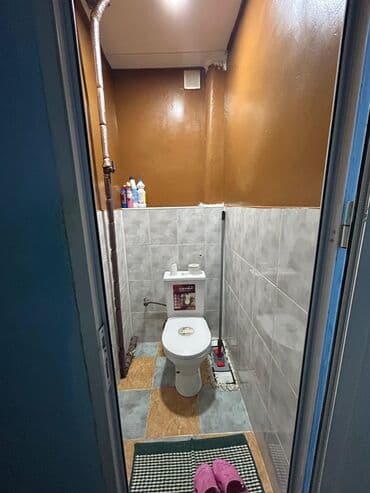 сдается 3 комнатная квартира: Bu mənzil yaşayış üçün rahat və əlverişli bir sahə təqdim edir — 3