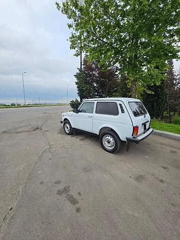 chevrolet cruze kandisoner radiatoru kompressoru: VAZ (LADA) 4x4 Niva: 1.6 l | Ofrouder/SUV — 3