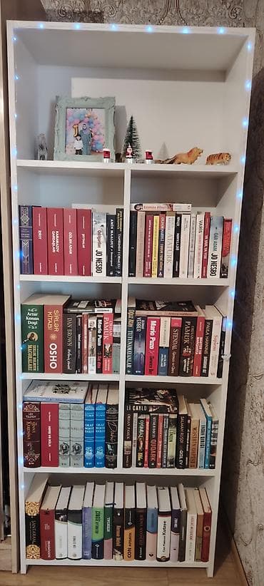 skaf kupe: Ağ rəngli, çoxrəfli kitab rəfi - Material: ağ laminat/MDF tipli taxta — 1