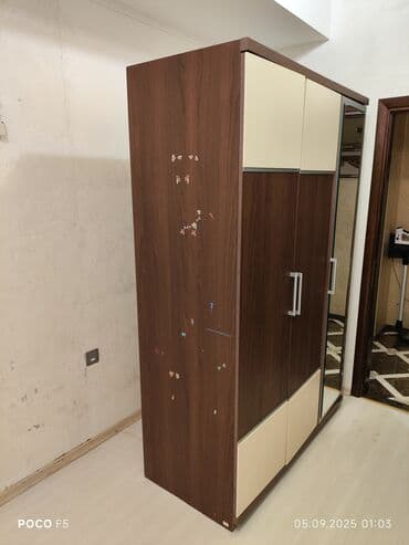 Masalar və oturacaqlar: İşlənmiş, Açılan, 3 qapılı Düz dolab, Şifonyer, Türkiyə — 2