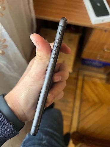 azerbaycan iphone 12 pro max: IPhone 11, 64 GB, Qara, Face ID — 4